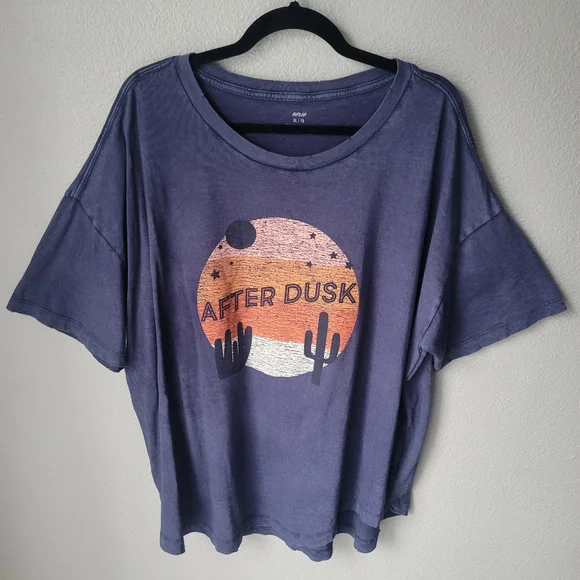 NWT Aerie After Dusk Oversized Distressed Graphic Tee, Size XLarge, Color Blue - Picture 1 of 9